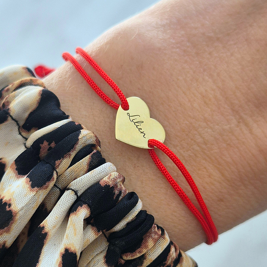 Zlaté SRDIEČKO na červenej šnúrke s MENOM -14k zlato Zlaté SRDIEČKO na červenej šnúrke s MENOM -14k zlato